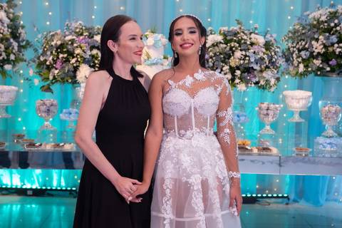 15 Anos da Debutante Maria Clara
Fotografia de 15 Anos
Fotografia de Debutante
Tabasco Produções
Espaço Rio Lounge
'