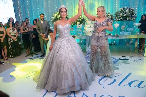 15 Anos da Debutante Maria Clara
Fotografia de 15 Anos
Fotografia de Debutante
Tabasco Produções
Espaço Rio Lounge
'