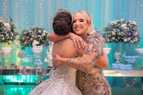 15 Anos da Debutante Maria Clara
Fotografia de 15 Anos
Fotografia de Debutante
Tabasco Produções
Espaço Rio Lounge
'