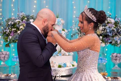 15 Anos da Debutante Maria Clara
Fotografia de 15 Anos
Fotografia de Debutante
Tabasco Produções
Espaço Rio Lounge
'