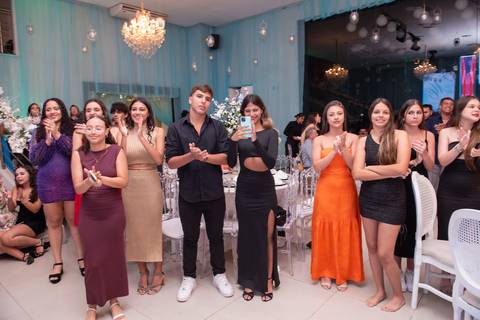 15 Anos da Debutante Maria Clara
Fotografia de 15 Anos
Fotografia de Debutante
Tabasco Produções
Espaço Rio Lounge
'