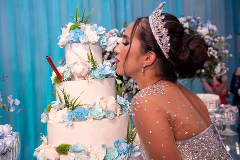 15 Anos da Debutante Maria Clara
Fotografia de 15 Anos
Fotografia de Debutante
Tabasco Produções
Espaço Rio Lounge
'