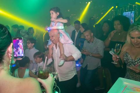 15 Anos da Debutante Maria Clara
Fotografia de 15 Anos
Fotografia de Debutante
Tabasco Produções
Espaço Rio Lounge
'