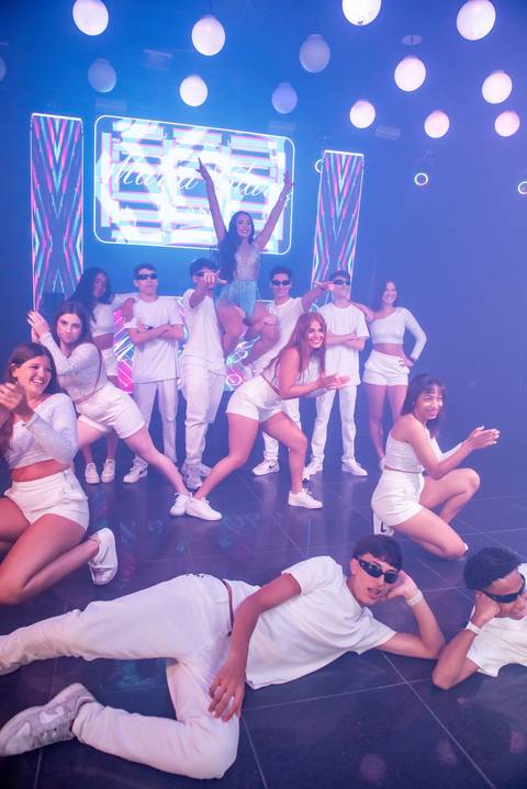 15 Anos da Debutante Maria Clara
Fotografia de 15 Anos
Fotografia de Debutante
Tabasco Produções
Espaço Rio Lounge
'