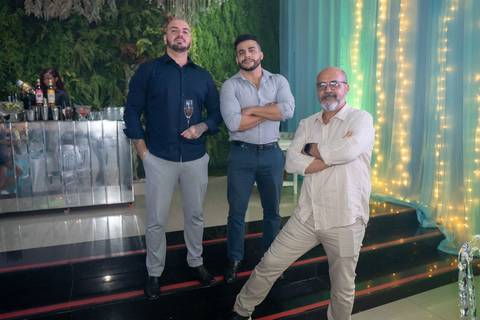 15 Anos da Debutante Maria Clara
Fotografia de 15 Anos
Fotografia de Debutante
Tabasco Produções
Espaço Rio Lounge
'