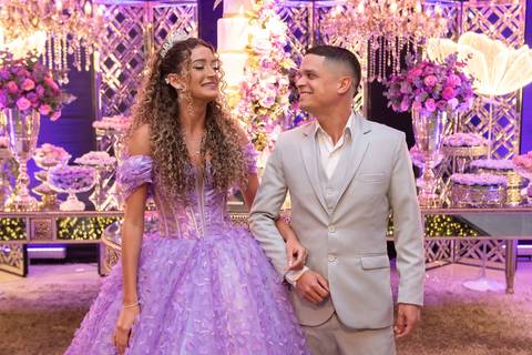 15 Anos da Sofia Dias
Fotografia de XV Anos
Fotógrafo Profissional Rio de Janeiro
Fotógrafo de Debutantes
Tabasco Produções'