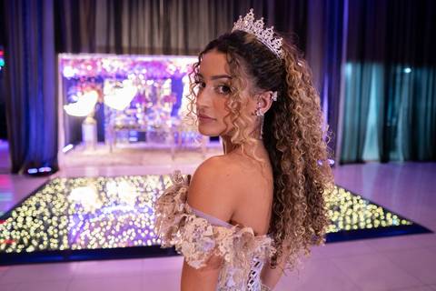 15 Anos da Sofia Dias
Fotografia de XV Anos
Fotógrafo Profissional Rio de Janeiro
Fotógrafo de Debutantes
Tabasco Produções'