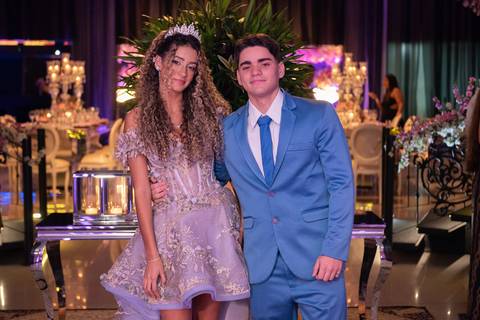 15 Anos da Sofia Dias
Fotografia de XV Anos
Fotógrafo Profissional Rio de Janeiro
Fotógrafo de Debutantes
Tabasco Produções'