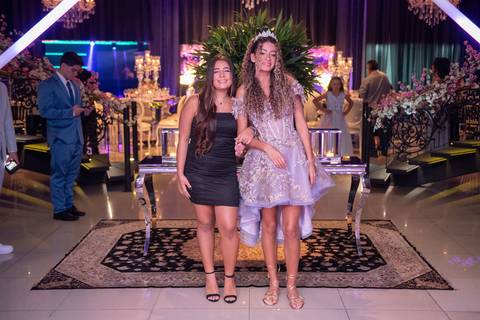 15 Anos da Sofia Dias
Fotografia de XV Anos
Fotógrafo Profissional Rio de Janeiro
Fotógrafo de Debutantes
Tabasco Produções'
