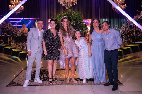 15 Anos da Sofia Dias
Fotografia de XV Anos
Fotógrafo Profissional Rio de Janeiro
Fotógrafo de Debutantes
Tabasco Produções'