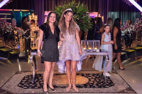 15 Anos da Sofia Dias
Fotografia de XV Anos
Fotógrafo Profissional Rio de Janeiro
Fotógrafo de Debutantes
Tabasco Produções'