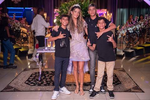 15 Anos da Sofia Dias
Fotografia de XV Anos
Fotógrafo Profissional Rio de Janeiro
Fotógrafo de Debutantes
Tabasco Produções'