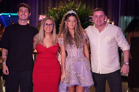 15 Anos da Sofia Dias
Fotografia de XV Anos
Fotógrafo Profissional Rio de Janeiro
Fotógrafo de Debutantes
Tabasco Produções'