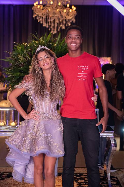 15 Anos da Sofia Dias
Fotografia de XV Anos
Fotógrafo Profissional Rio de Janeiro
Fotógrafo de Debutantes
Tabasco Produções'