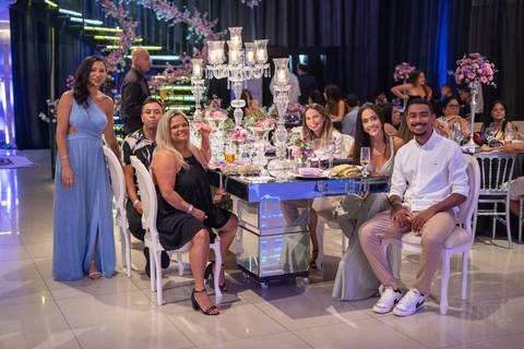 15 Anos da Sofia Dias
Fotografia de XV Anos
Fotógrafo Profissional Rio de Janeiro
Fotógrafo de Debutantes
Tabasco Produções'