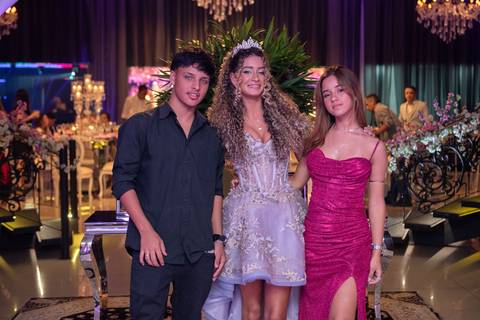 15 Anos da Sofia Dias
Fotografia de XV Anos
Fotógrafo Profissional Rio de Janeiro
Fotógrafo de Debutantes
Tabasco Produções'