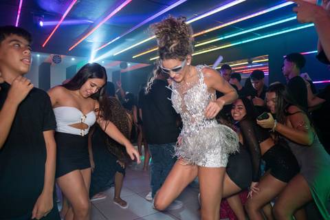 15 Anos da Sofia Dias
Fotografia de XV Anos
Fotógrafo Profissional Rio de Janeiro
Fotógrafo de Debutantes
Tabasco Produções'