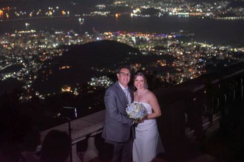 Casamento Keli e Jamil
Tabasco Produções
Cristo Redentor
Jungle Garden Pub'