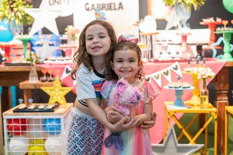 Festa infantil
Tabasco Produções
Espaço Aldeia'