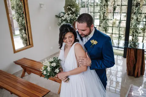 retrato de casal pós cerimônia'