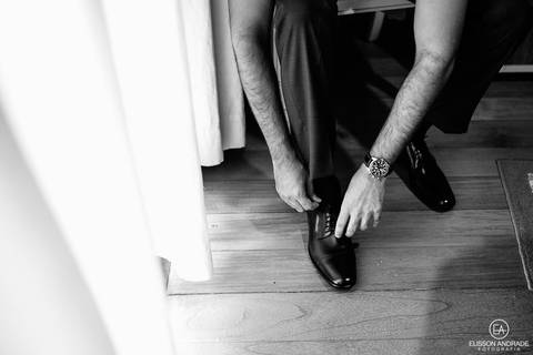 Making of do noivo, antes do Casamento na chácara Carpe Diem, em são josé dos pinhais, curitiba, paraná'