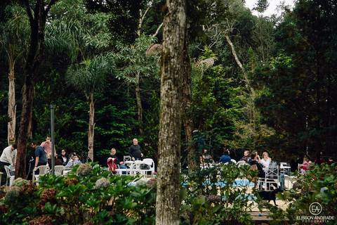 Fotografia documental de Casamento na chácara Carpe Diem, em são josé dos pinhais, curitiba, paraná'