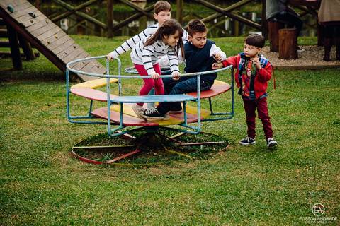 Fotografia documental de Casamento na chácara Carpe Diem, em são josé dos pinhais, curitiba, paraná'