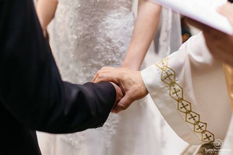 Cerimônia de casamento, casamento mini-wedding no restaurante Quintal de Casa, em Apucarana/PR'