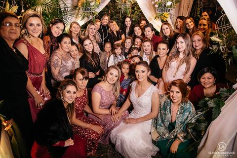 Festa de casamento, casamento mini-wedding no restaurante Quintal de Casa, em Apucarana/PR'