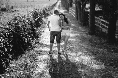 Ensaio fotográfico pré-wedding em Presidente Castelo Branco, Paraná, Rancho Olho D'Água'