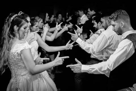 foto de festa de casamento, casamento duplo, de gêmeas, em Mandaguaçu'