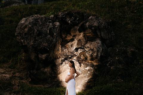 Ensaio de gestante na praia Grumari do Rio de Janeiro, RJ'