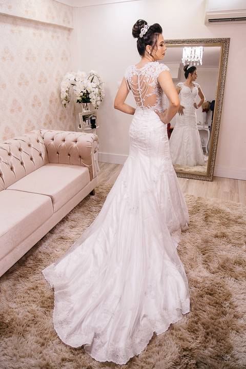 fotos do making of da noiva em salão de beleza, studio beleza dourada, Maringá/PR'