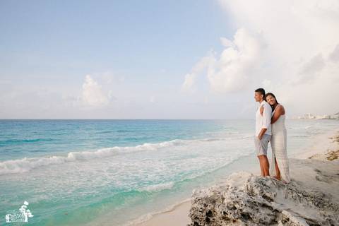 Fotografia de casamento na praia, casamento pé na areia, fotógrafo de Maringá/PR fotografando, e-session, destination photographer, destination wedding cancun beach, mexico'
