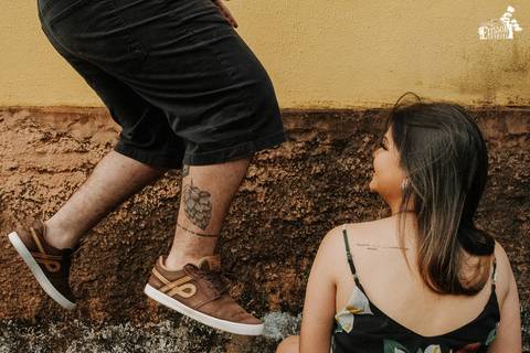 Ensaio fotográfico pré-wedding de casal em fábrica abandonada na cidade de Marialva/PR'