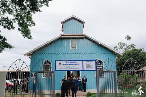 capela nossa senhora aparecida, em Maringá, durante casamento'
