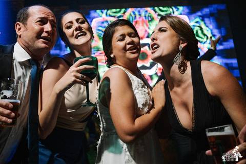 festa de casamento dentro do Noah Club, em Maringá'