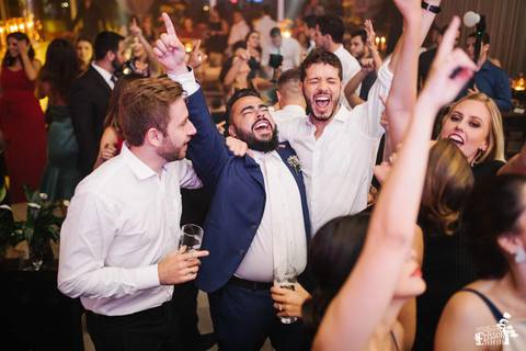 festa de casamento dentro do Noah Club, em Maringá'