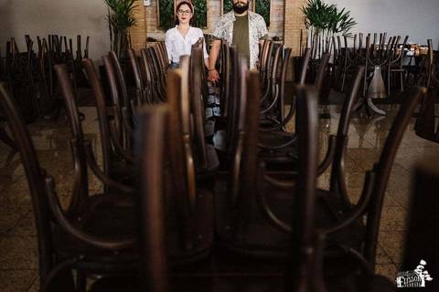 Ensaio pré-wedding no Eden Beer em Maringá/PR'