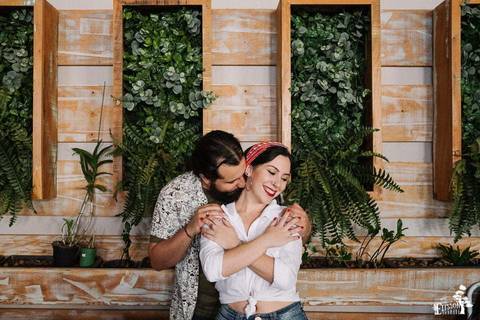 Ensaio pré-wedding no Eden Beer em Maringá/PR'