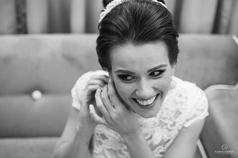 making off da noiva, no dia do casamento, no salão de beleza'