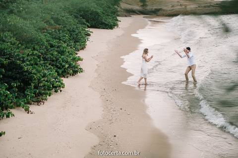 Ensaio Pré-Casamento de Eliza e Oillu na Ilha do Frade (Vitória-ES)'