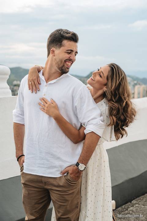 Fotografia de Ensaio Pré-Casamento no Farol de Santa Luzia e Convento da Penha - Vila Velha - ES'