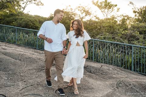 Fotografia de Ensaio Pré-Casamento no Farol de Santa Luzia e Convento da Penha - Vila Velha - ES'