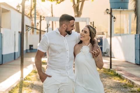 Ensaio Pré-Casamento de Tathielly e Saulo no Farol de Santa Luzia, Convento da Penha e Morro do Moreno em Vila Velha - ES'