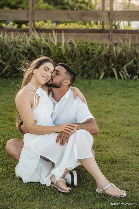 Ensaio Pré-Casamento de Tathielly e Saulo no Farol de Santa Luzia, Convento da Penha e Morro do Moreno em Vila Velha - ES'