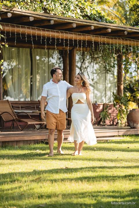 Ensaio Externo na Praia, Pré-Casamento de Andressa e Diego na Casa de Maria em Anchieta - ES. Fotógrafo Luciano Pacheco - Foto Certa'