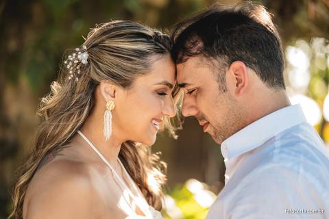 Ensaio Externo na Praia, Pré-Casamento de Andressa e Diego na Casa de Maria em Anchieta - ES. Fotógrafo Luciano Pacheco - Foto Certa'