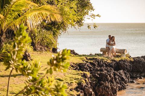 Ensaio Externo na Praia, Pré-Casamento de Andressa e Diego na Casa de Maria em Anchieta - ES. Fotógrafo Luciano Pacheco - Foto Certa'