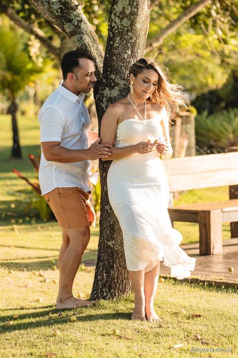 Ensaio Externo na Praia, Pré-Casamento de Andressa e Diego na Casa de Maria em Anchieta - ES. Fotógrafo Luciano Pacheco - Foto Certa'